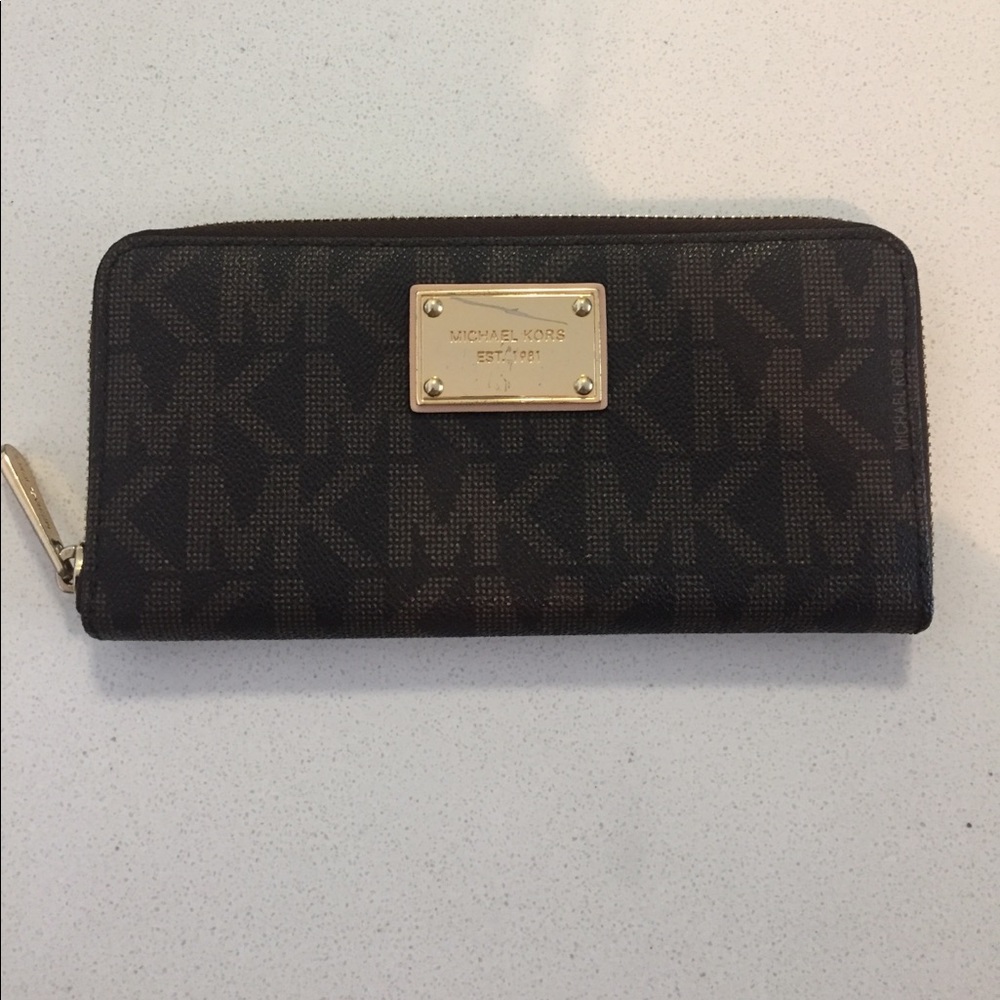 Michael Kors wallet